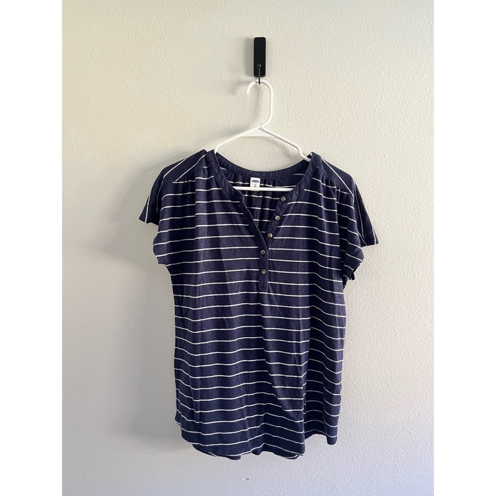 Old Navy • Navy & White Short Sleeve Henley